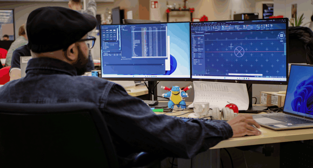 Vikash Ramjas is trainee sprinkler werkzaam bij Cegelec